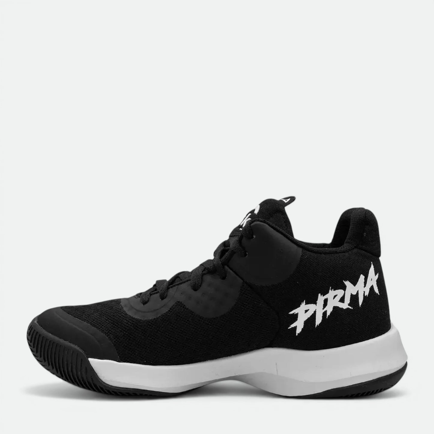 Tenis pirma Basketball 2014